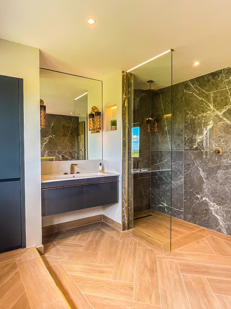 Graceful & Grand Lakeland Kitchens and Bathrooms